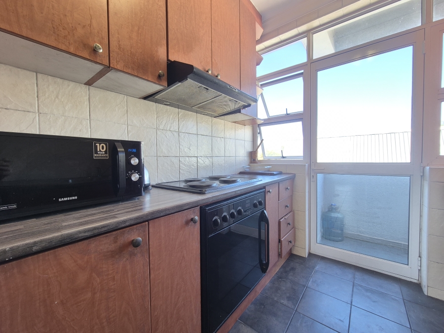 2 Bedroom Property for Sale in Wynberg Western Cape